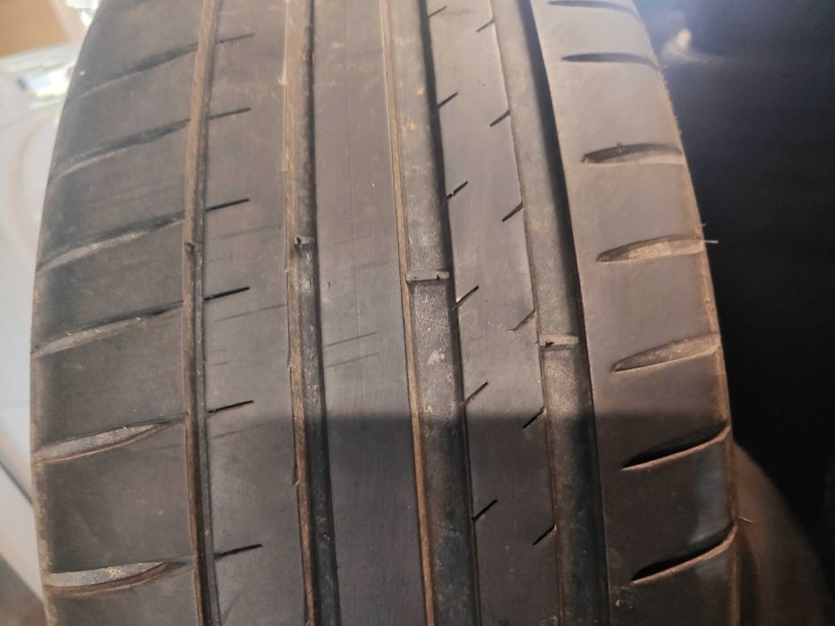 4бр.летни гуми 225/45/19 Michelin