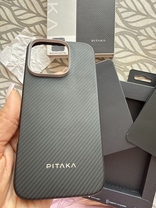 Чехол PITAKA на телефон 16 Pro