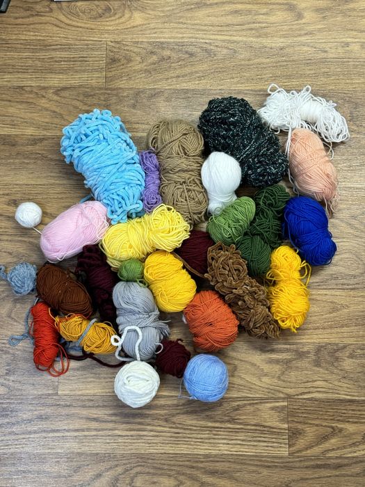 Пряжа разная, все для вязания