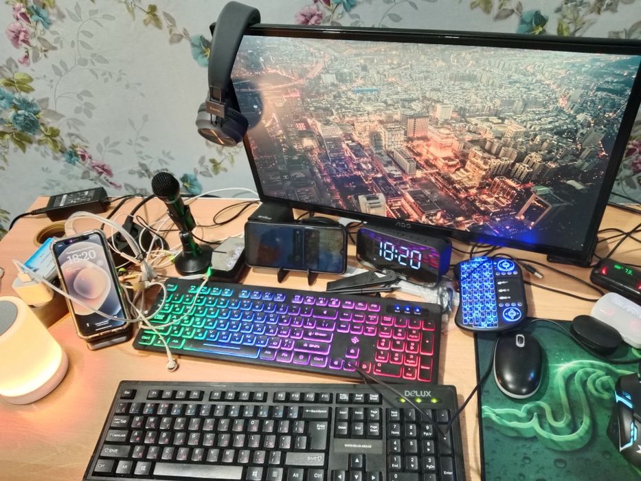 Продам клавиатуру и мышь