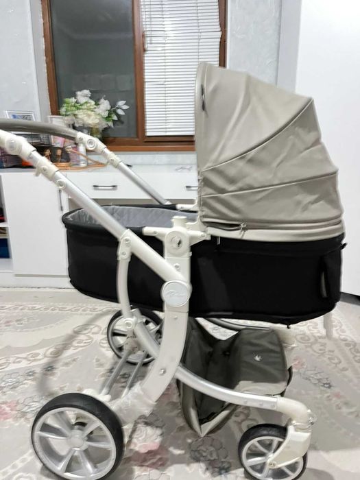 Кольяска 2 в 1 состояние хорошее