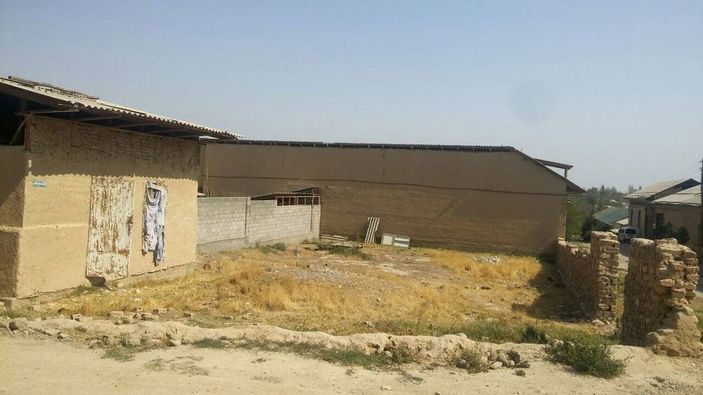 Namangan viloyati kosonsoy tumnida joylashgan 4 sotikli yer sotiladi