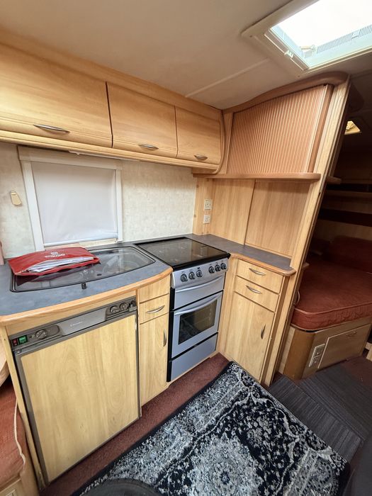 Rulota cu 2 dormitoare Sterling