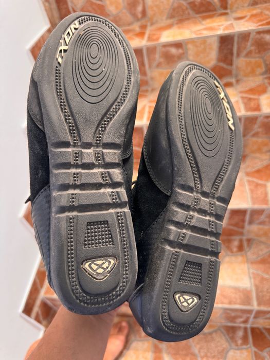 Мото боти  ixon.