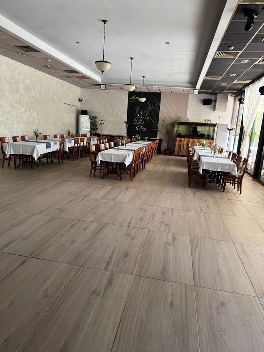 Трапезни столове