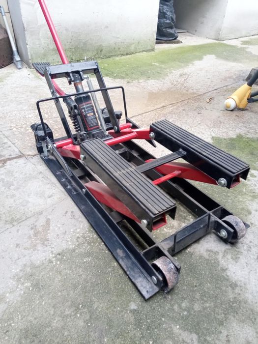 Продавам крик за АТВ Мотор или малка лека кола