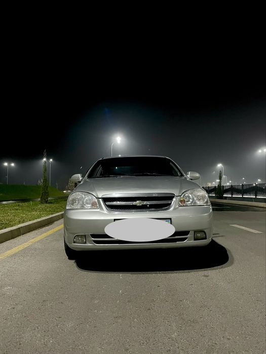 Lasetti 1.8 yaxshi holatda