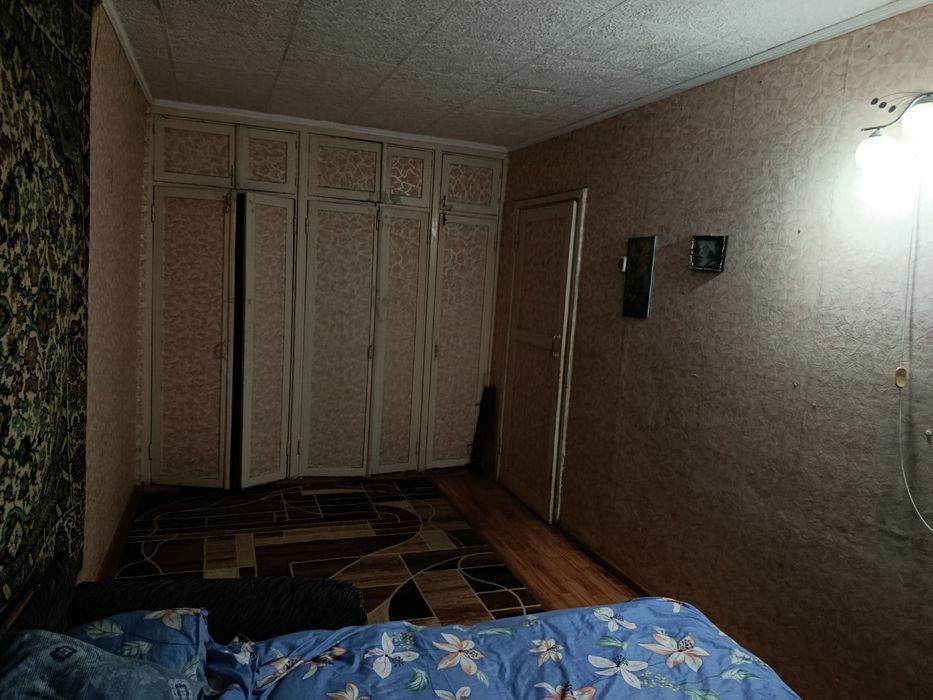 Продам двух комнатную квартиру.