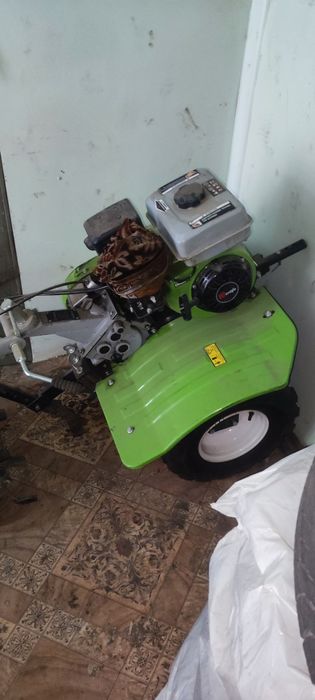 Продам мотоблок ПАХАРЬ