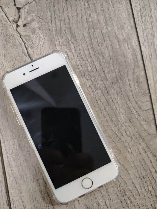 iPhone 6 в не плохом состоянии