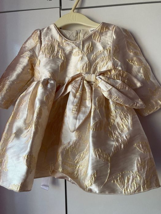 Страхотна рокля за малка принцеса