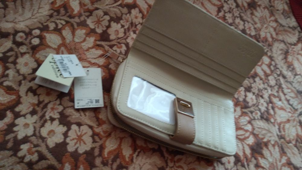 Дамско портмоне