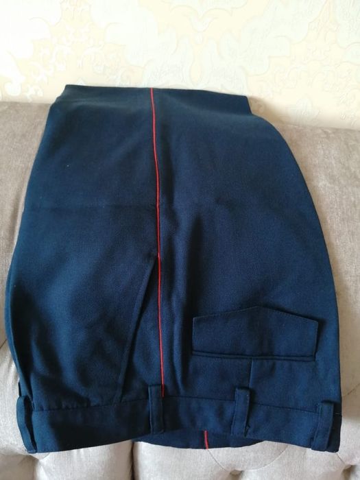 Продам   брюки МВД и галстуки