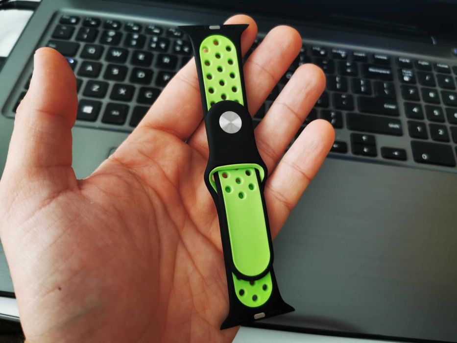 Curea ceas Apple Watch 42 44 45 49mm ( bratara strap sport silicon )