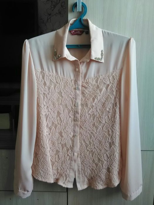 Блузки женские продам