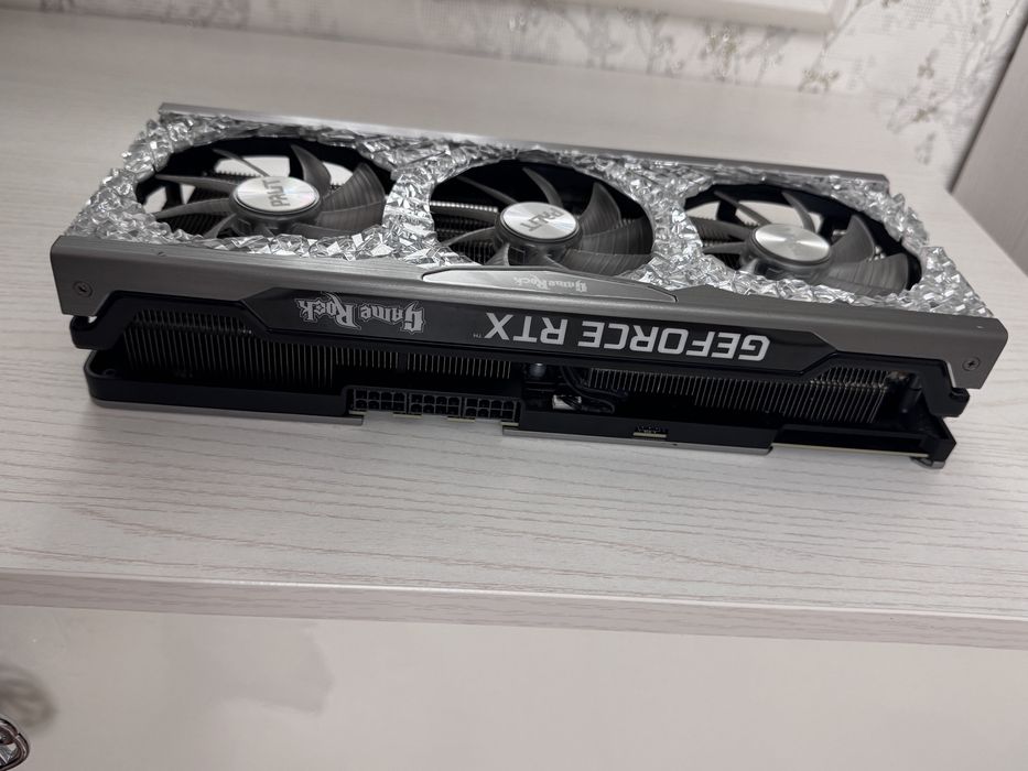 Продам видеокарту GeForce RTX 3080