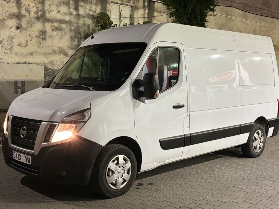 2018 Nissan NV400