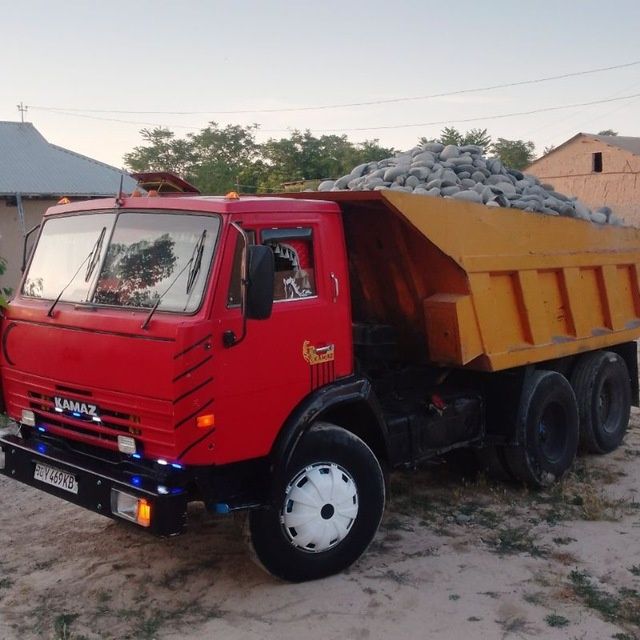Kamaz  moshinasi zapchast xolatda soatiladi