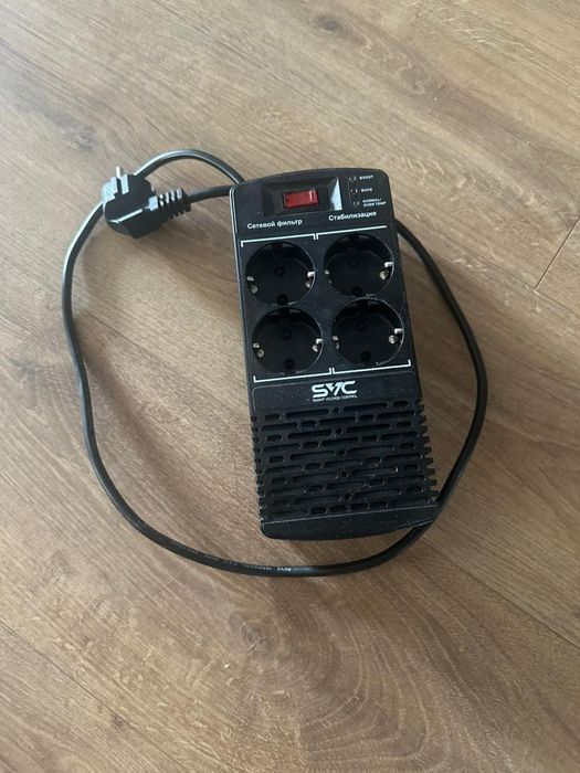 Стабилизатор напряжения