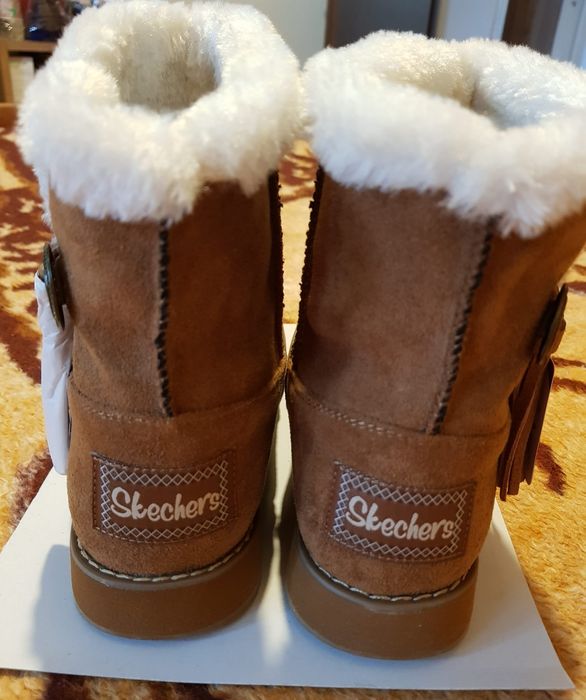 Ghete Skechers noi, imblanite, 36, tip UGG