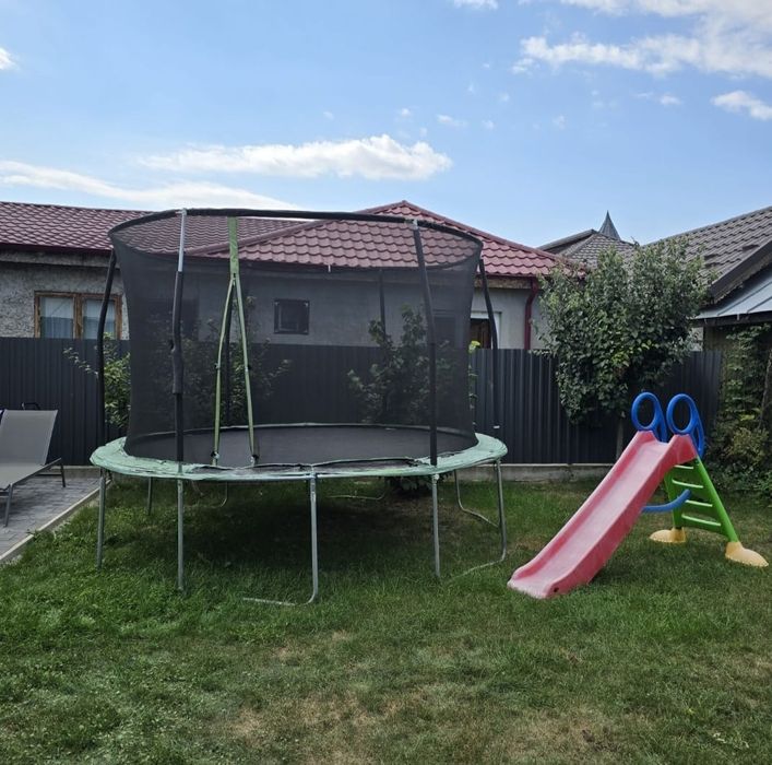 Trambulina si topogan 3,66m