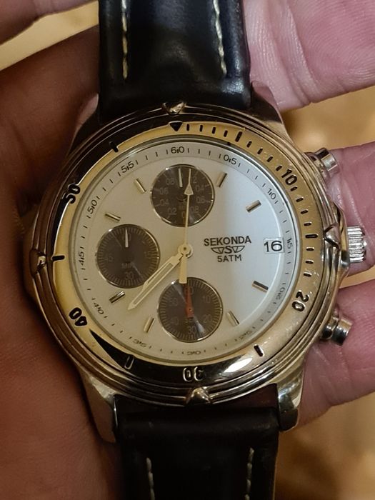 Ceas      Sekonda.