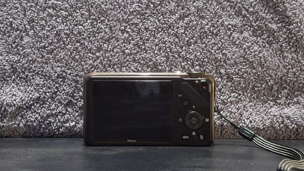 Nikon Coolpix S9200