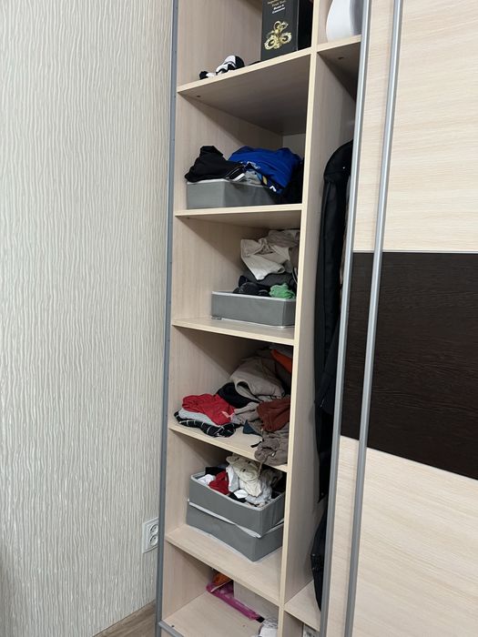 Продаю вместительный шкаф