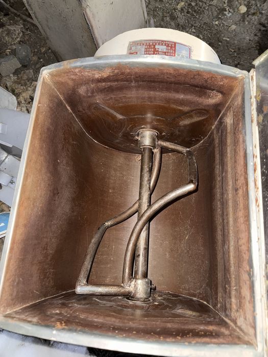 Тестомес промышленный