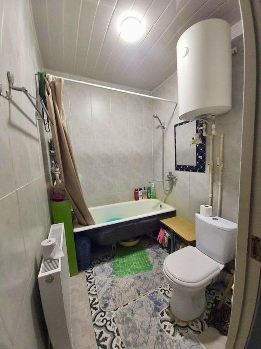 5 комнатная квартира, на 7 этаже. Сартепо