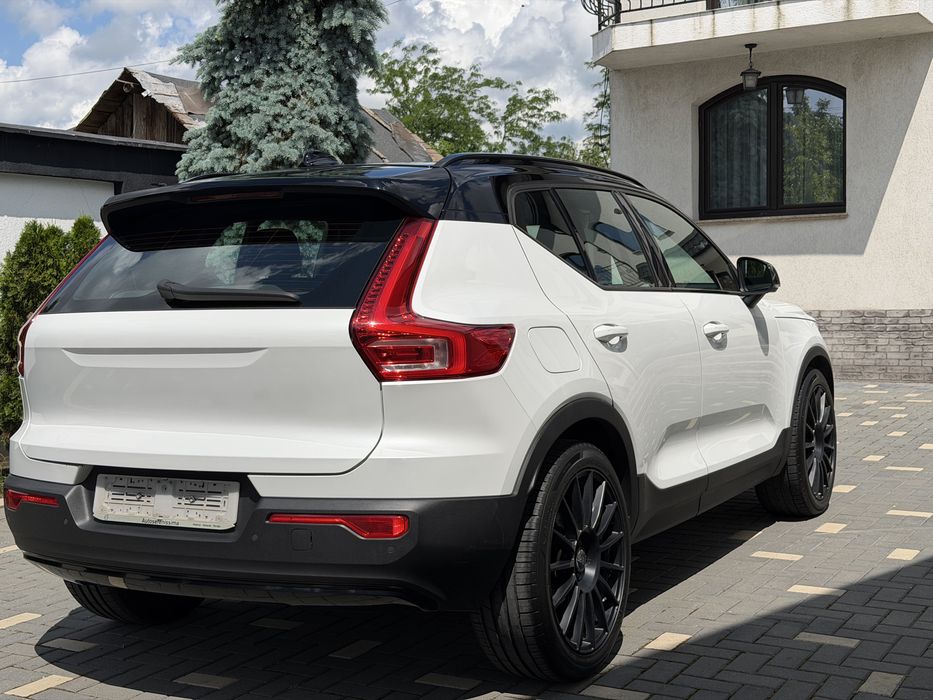 Volvo XC40 R-Design Impecabil!