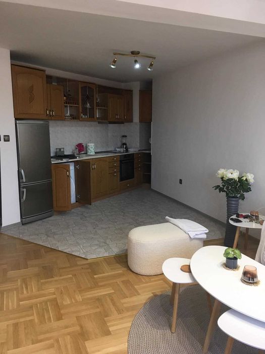 Тристаен апартамент в Мараша, до УХТ – 300€