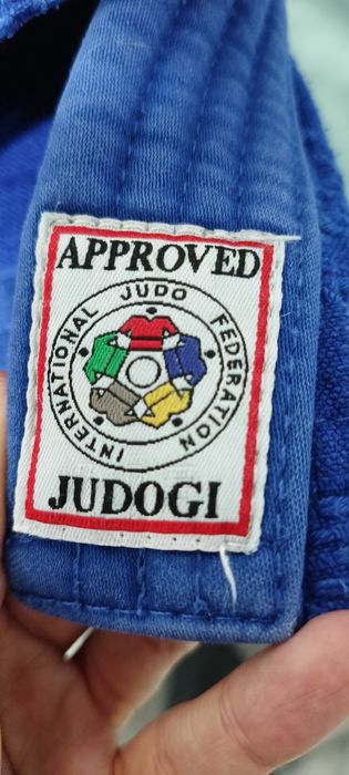 Лицензионное кимоно