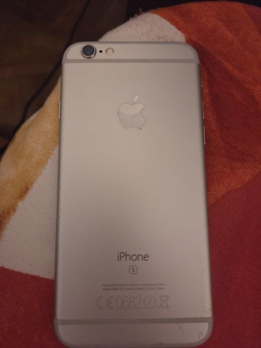 Iphone original 6S argintiu + Nokia 1400 negru duos + Nokia alb