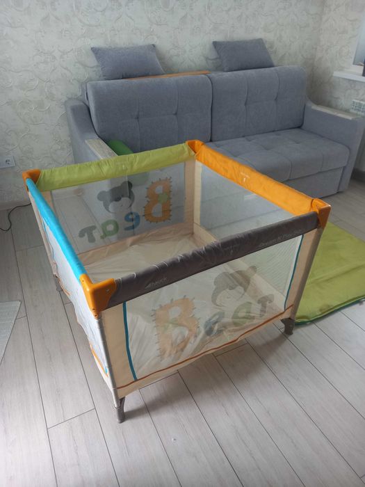 Игровой детский манеж Hauck