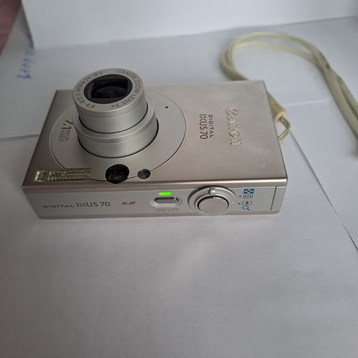 Фотоапарат  Канон  Иксус  70