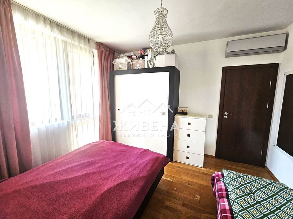 Продава 3-стаен апартамент в к.к. Св.Св. Константин и Елена, площ 104