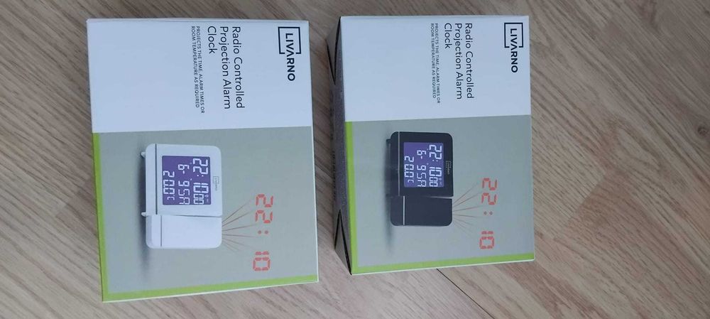 Ceas desteptator cu proiector si termometru ,sigilat