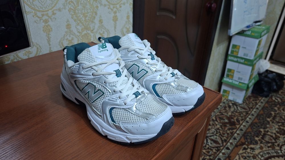 Кроссовки new balance размер 40.5