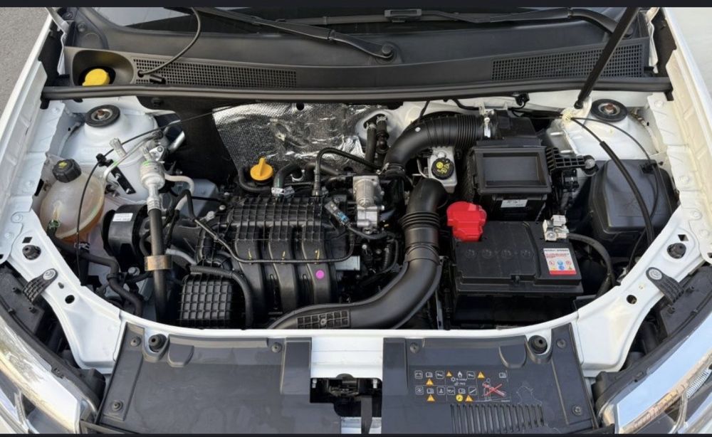 Dacia Logan doar 17.000km fab 2020 masina este noua