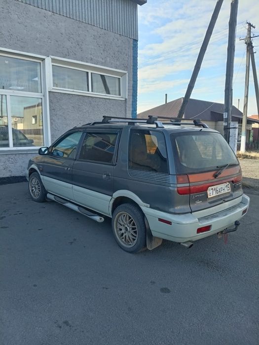 Продам Митсубиси спейс вагон