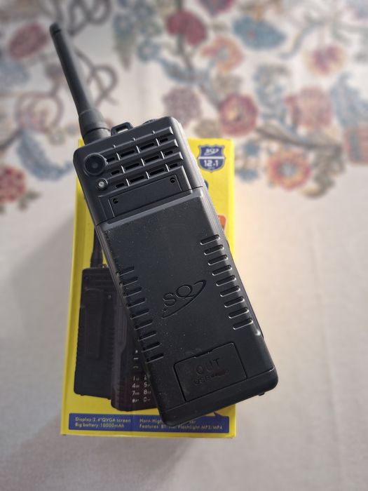 Tank SQ 8700 telefon sotiladi