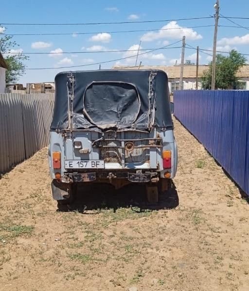 Автомобиль УАЗ 31512