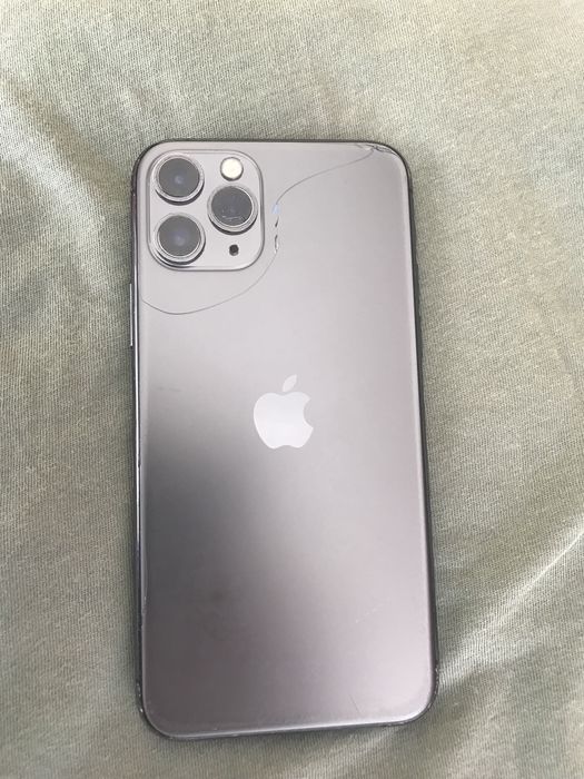 Iphone 11 pro - baterie 77%