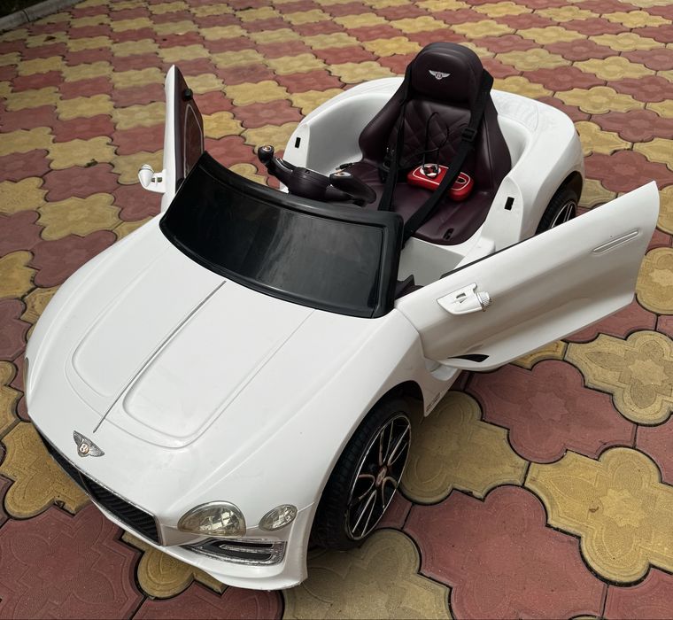 Masina electrica Bentley