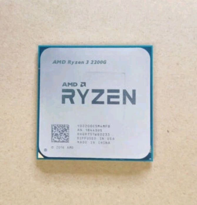 Ryzen 3 2200g в хорошем состоянии