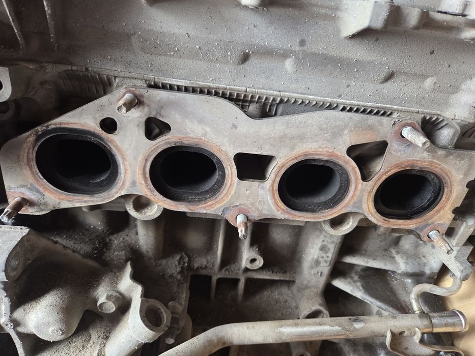 Продам двигатель без навесных на Камри 50