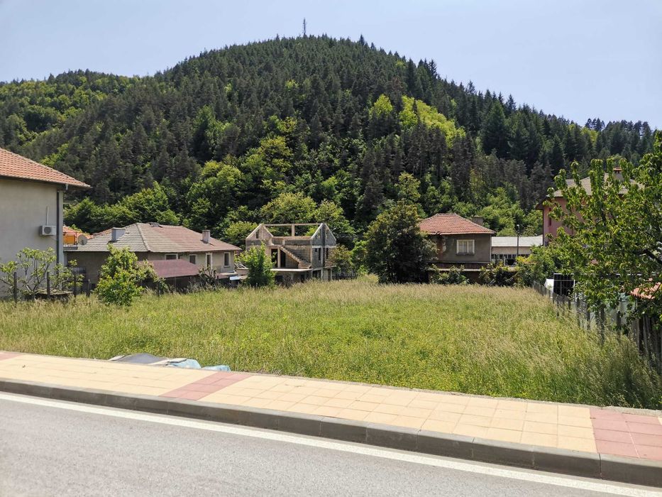 Продава се Парцел в Златоград - 700 кв.м за 108 €/кв.м - Снимка #6