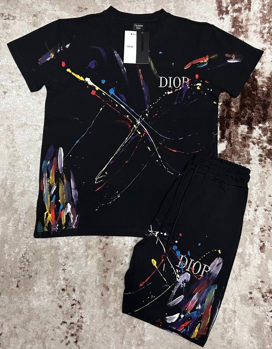 Vând compleu nou de bărbați Dior