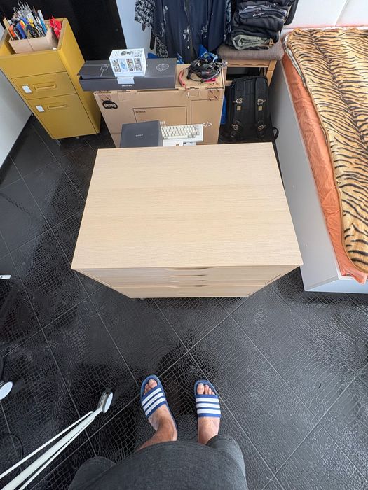 Офис контейнер с чекмеджета на колелца IKEA Alex – Отлично състояние!